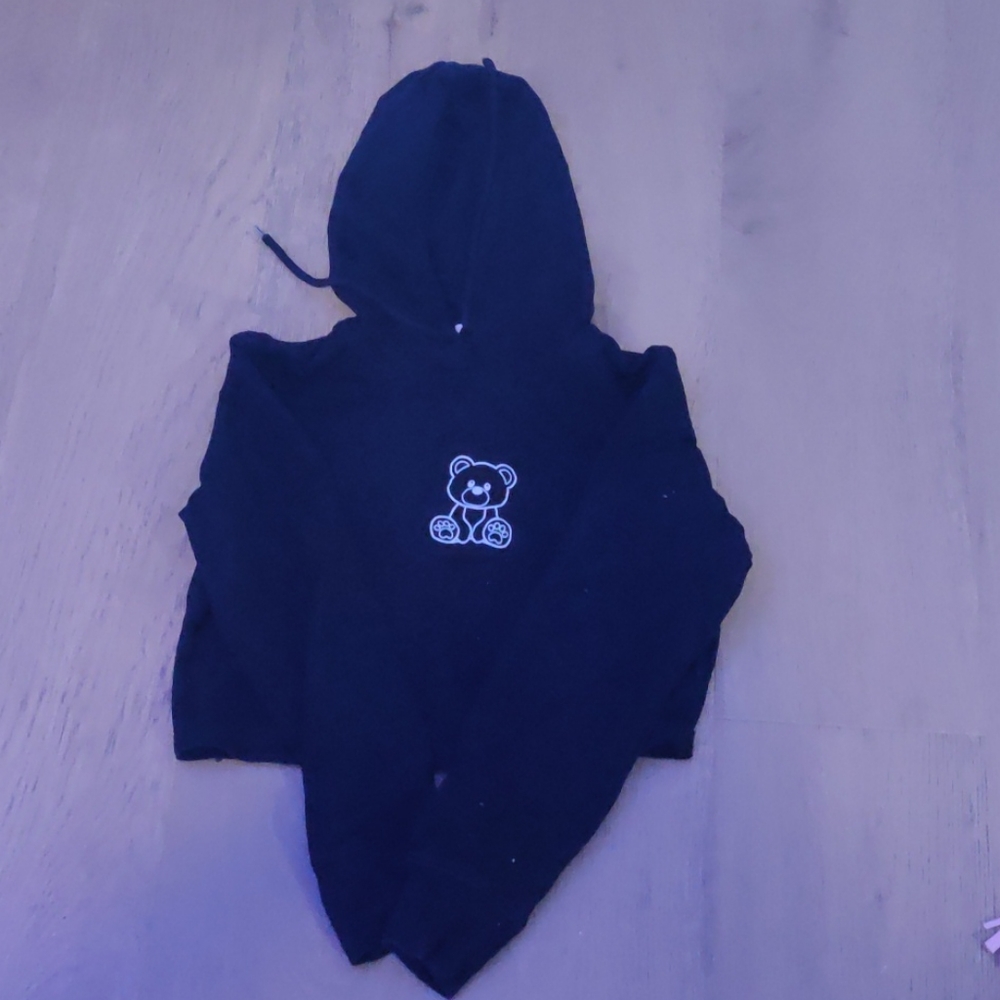 Nice cropped hoodie with bear